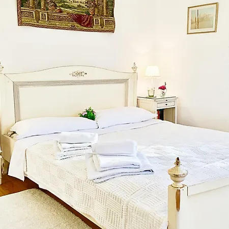 Floranneve Villa